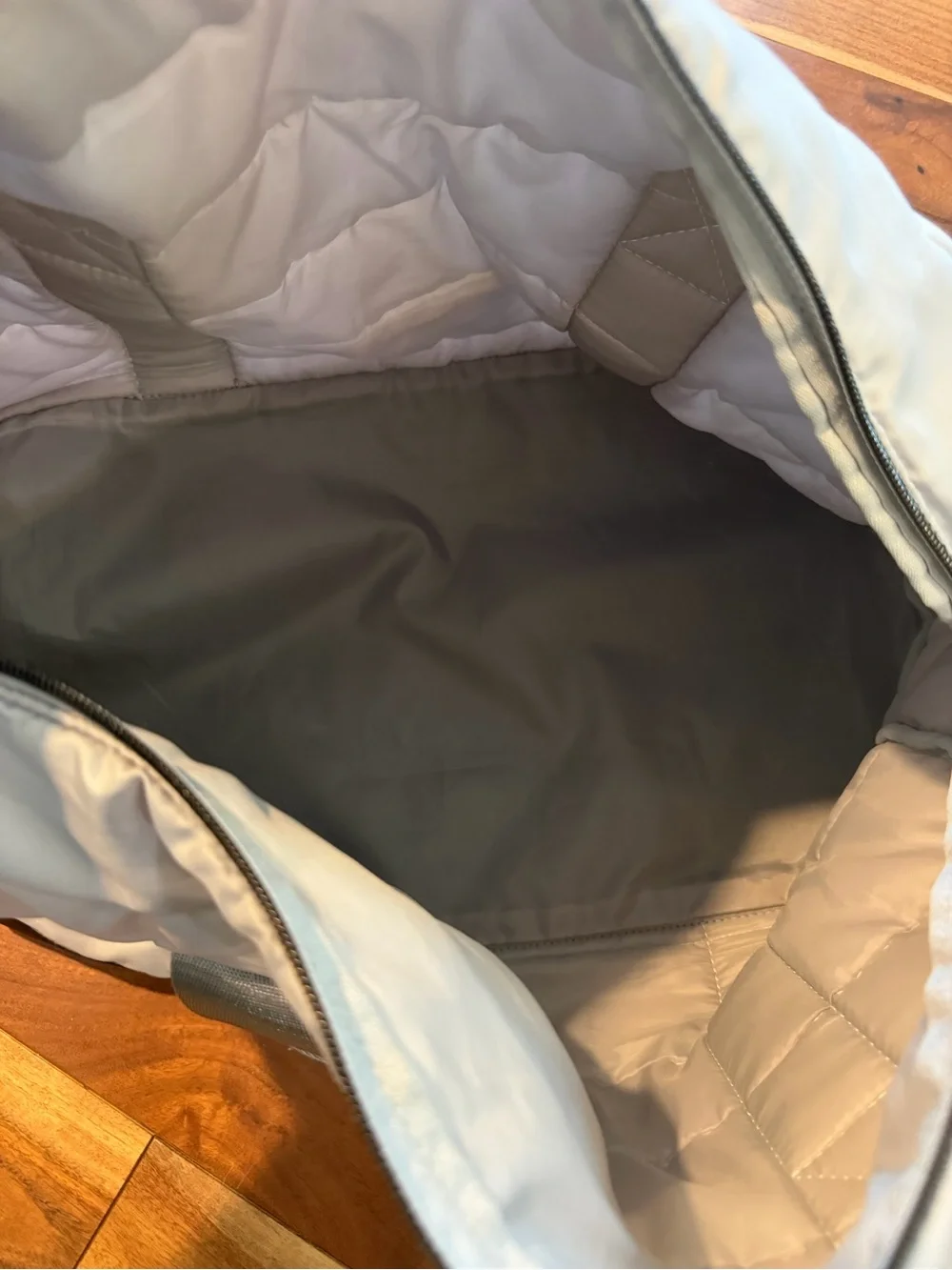 Under Armour Quilted Duffel Bag in Light Gray
